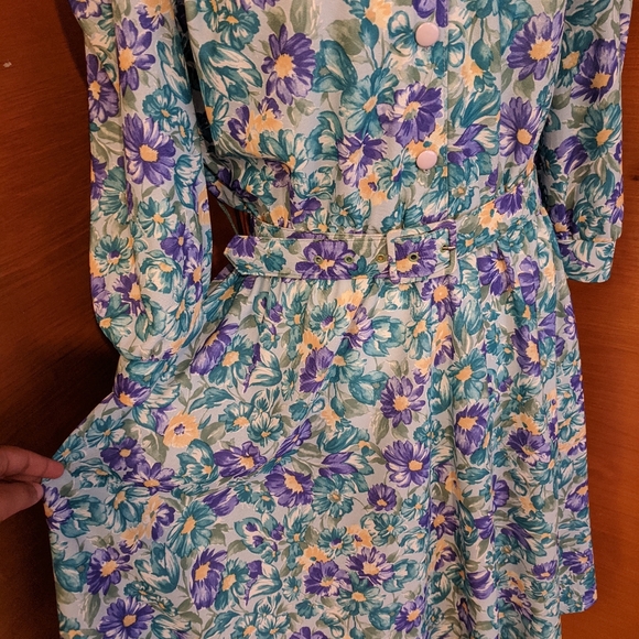 80s Floral Shirtwaist Dress - Picture 6 of 12